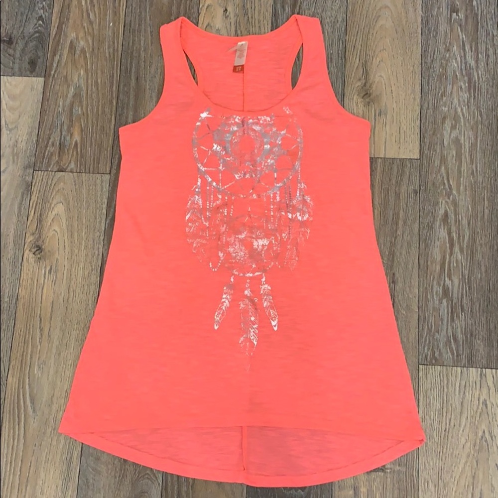 Pink tank top with silver dream catcher
